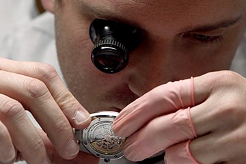 武汉劳力士名表维修点电话